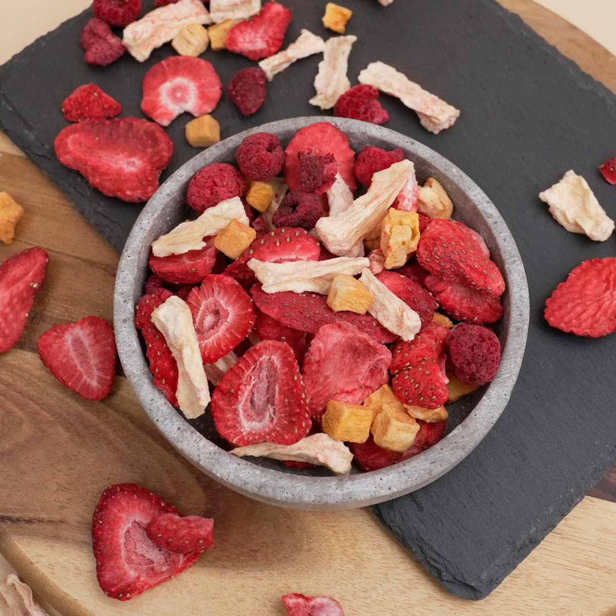 Sommer Mix – gefriergetrocknete Ananas, Himbeeren, Erdbeeren und Mangos
