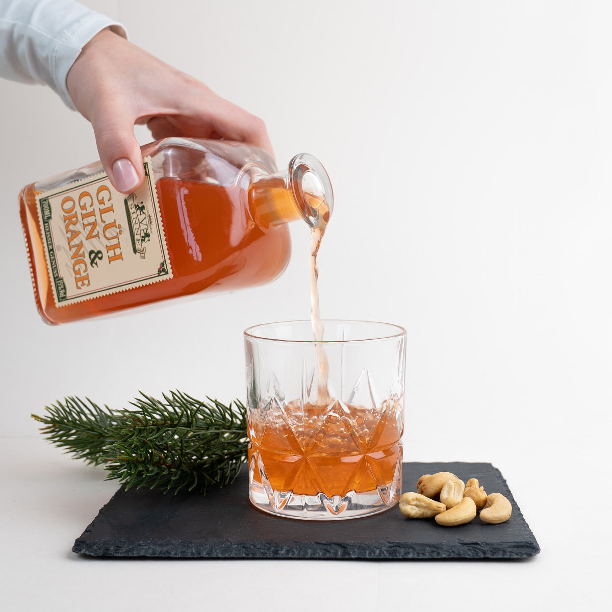 Geschenkset "BeGINliche Weihnachten" - mit Nüssen & Glüh Gin