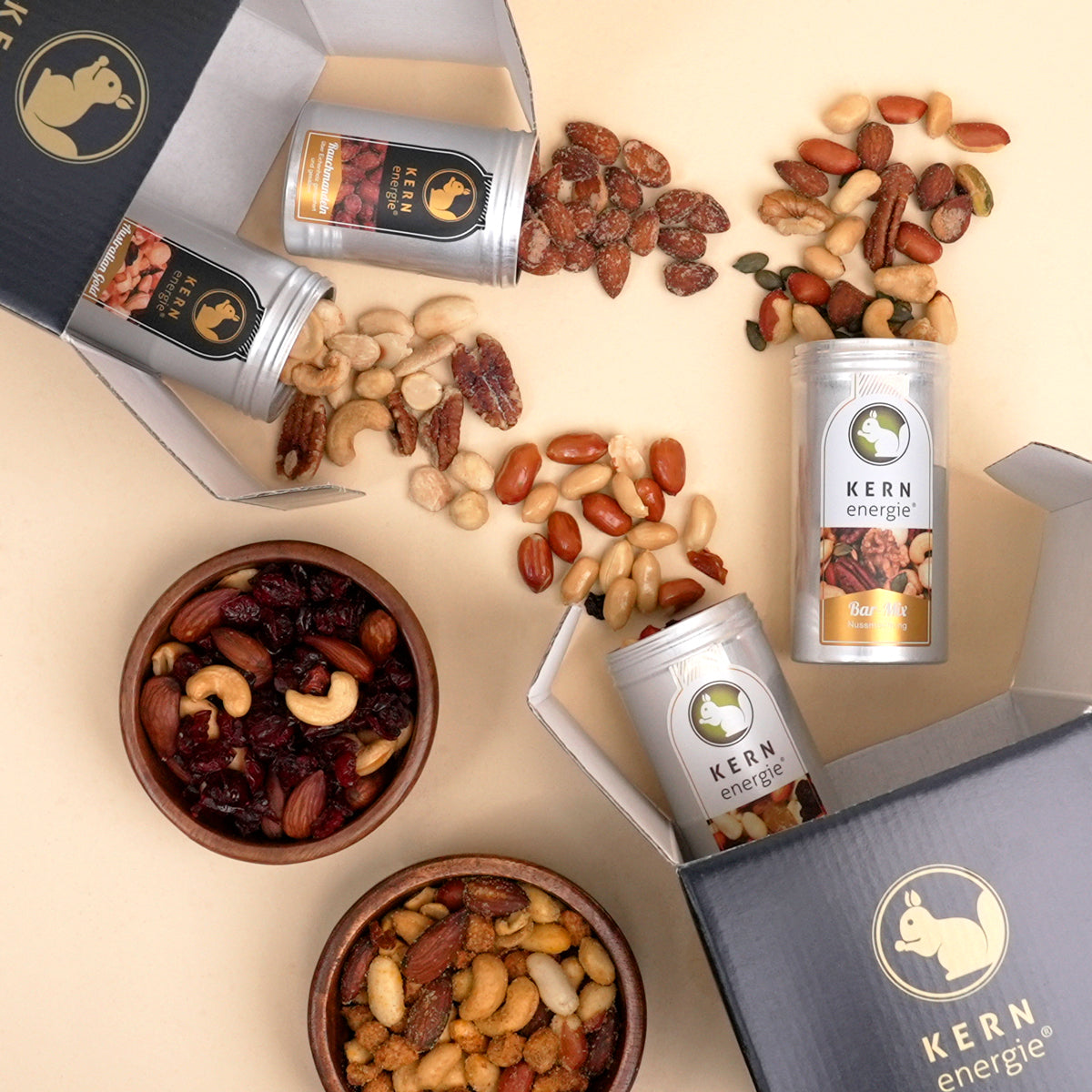 Nussfreund-Set–8 Nuss-und Schoko-Mischungen,u.a. V.I.P. Curry,Australian Gold, Sweet & Salty u.v.m. Gewicht gesamt 630g