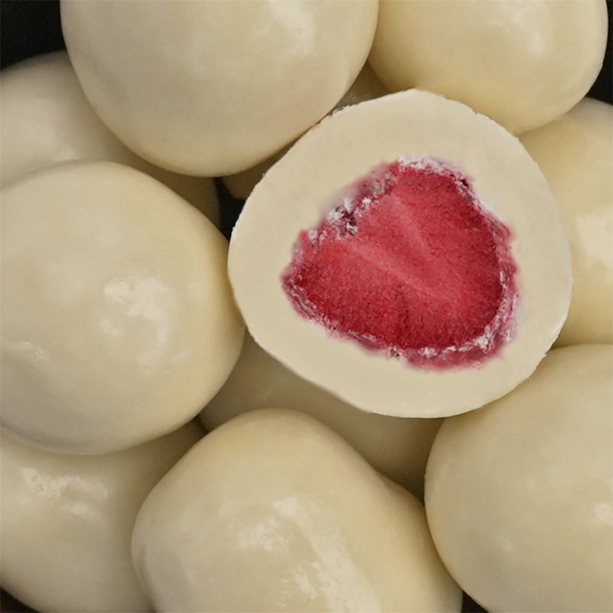 "White Delight " Erdbeeren umhüllt mit zartschmelzender weißen Schokolade