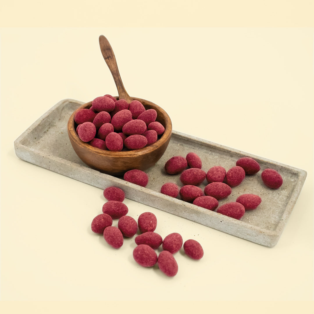 Himbeermandeln - in Vollmilchschokolade mit Himbeerstaub