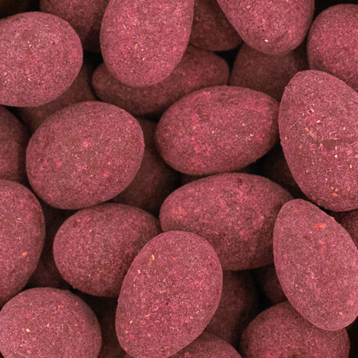 Himbeermandeln - in Vollmilchschokolade mit Himbeerstaub