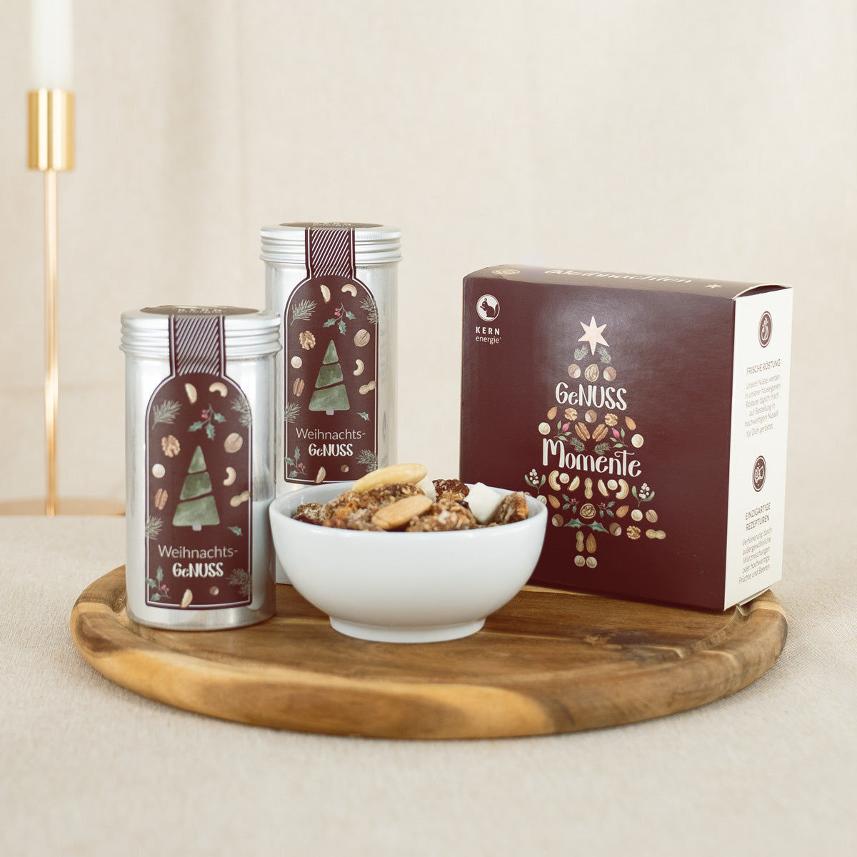 Weihnachtsgeschenk mit zwei Aludosen 