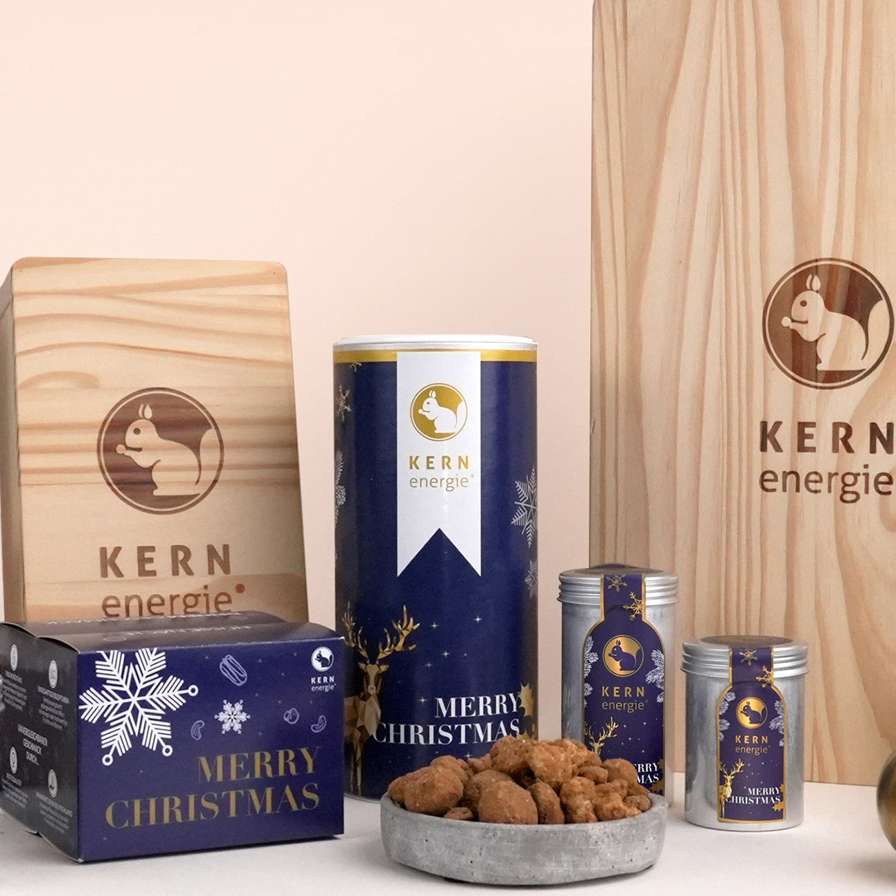 Geschenkset, Aludosen und Pappdose in blauem weihnachtlichen Design
