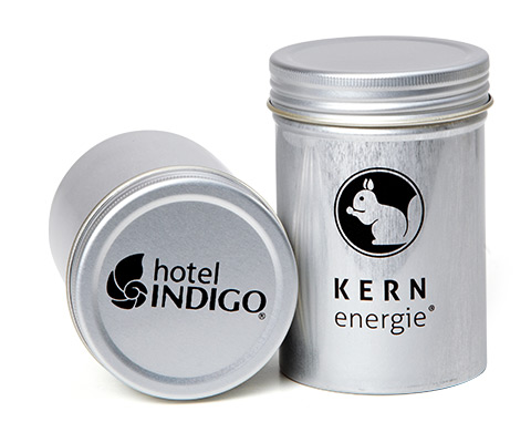 The personalized tin ideal for your bar snack